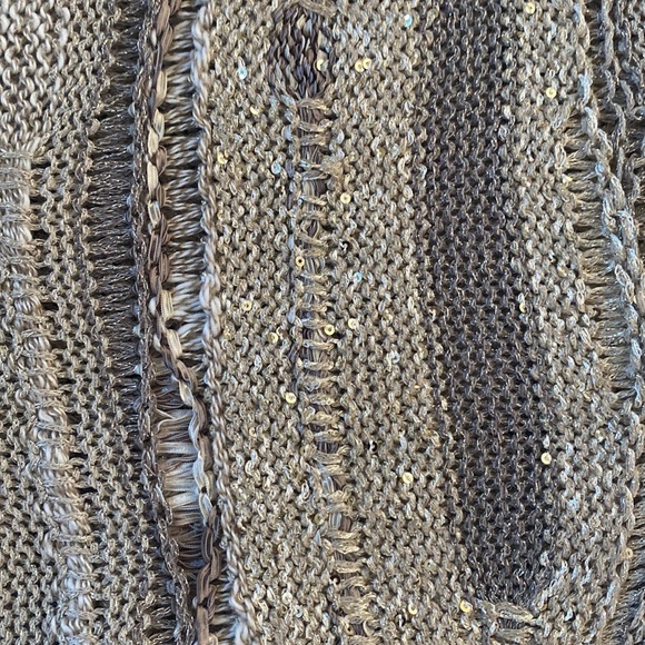 Chico’s Gold Poncho - Picture 12 of 13